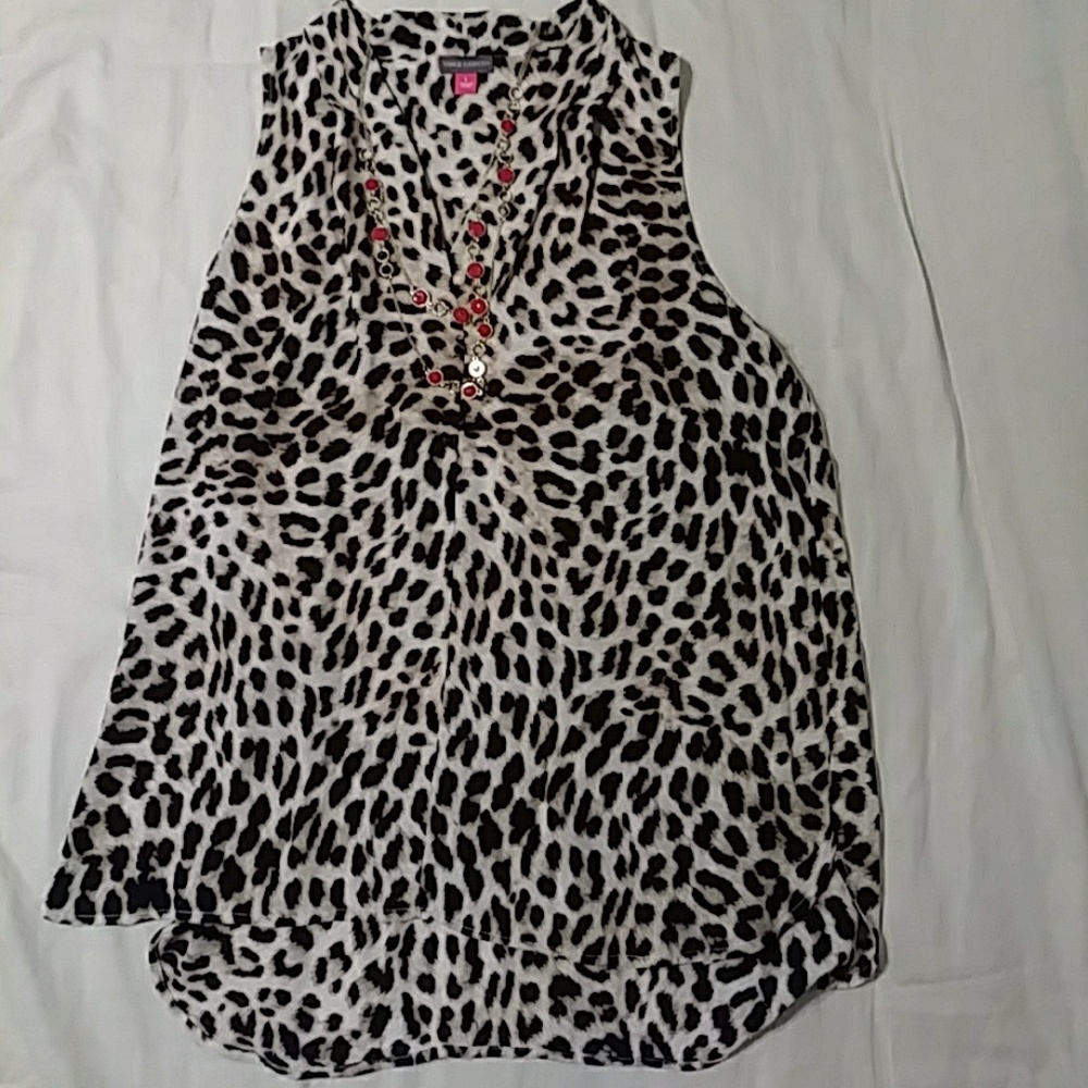 NWOT Vince Camuto Sleeveless Blouse
